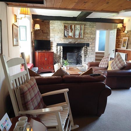North Luffenham The Horse And Panniers Guest House. מראה חיצוני תמונה