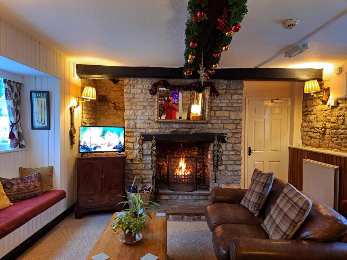 North Luffenham The Horse And Panniers Guest House. מראה חיצוני תמונה